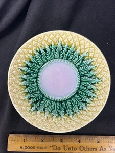 Antique Majolica Pineapple Plate 5.5+ Inches Excellent Condition - Picture 1 of 14