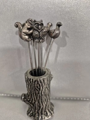 Selecciones de cócteles - Selecciones de cócteles vintage. Soporte tronco árbol Foto 1 de 4