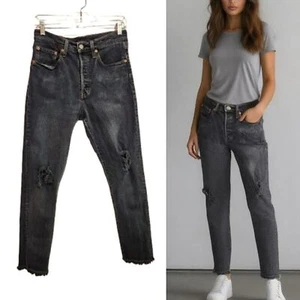 Levi's 501 S | Pantalones de mezclilla ajustados lavados oscuros cintura alta botones delanteros desgastados S - Imagen 1 de 10