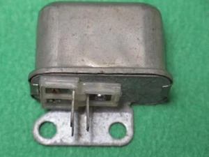 1116920 D1735 DELCO REMY NOS HORN RELAY 1957-66 BUICK CHEVROLET CADILLAC PONTIAC - Picture 1 of 1