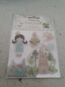 Dovecraft transparentes wiederverwendbares Stempelset "Prinzessin Märchen" DCCS01 für Trimcraft  - Bild 1 von 2