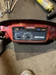 1984 84 HONDA NH125 AERO SPEEDOMETER GAUGES DASH GAUGE CLUSTER ODOMETER 4k MI - Picture 1 of 4
