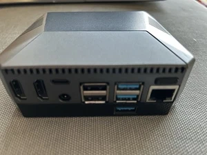 Rasberry Pi 4 B 4 GB in Argon ONE M2 Gehäuse mit 250GB M2 SSD - Bild 1 von 3