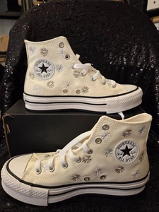 New Converse Chuck Taylor All Star EVA Lift Embroidery Platform Size 4 Kids - Picture 1 of 5