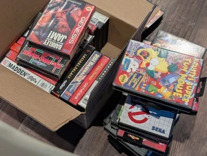 Sega Spieleboxen, teilweise inklusive Handbücher OHNE SPIELE! - Bild 1 von 64