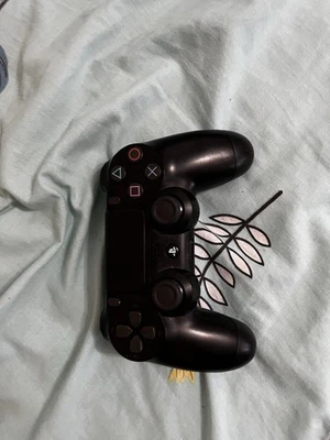 Sony DualShock 4 PS4 Wireless Controller - Schwarz - Bild 1 von 2