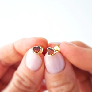 Gold Heart Earrings with Amber, Minimalist gold stud earrings, Dainty Gold Studs - Picture 1 of 11