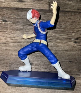 U.S. Verkäufer My Hero Academia ShotoTodoroki (Held Kostüm Version) PVC Figur ohne Verpackung - Bild 1 von 6