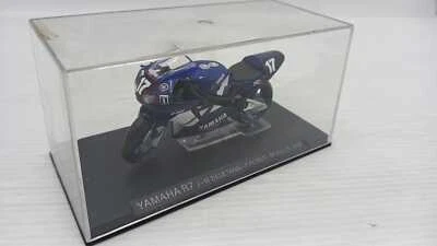 HACMD41 Yamaha R7 2000 1/24 - Immagine 1 di 2