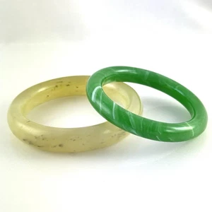Juego de 2 pulseras brazalete vintage de baquelita verde y amarillo jaspeado - Imagen 1 de 6