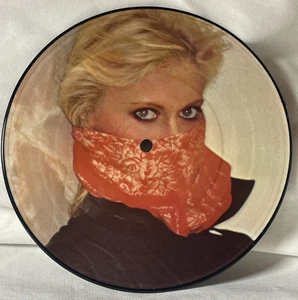 Olivia Newton-John MCA Promo Picture Disc PICS45-1810 – 33/45 RPM Oddity - Bild 1 von 4