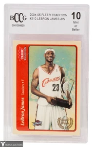 2004 Fleer Tradition #210 Lebron James Rookie Basketball Card BCCG 10 come nuova - Foto 1 di 2