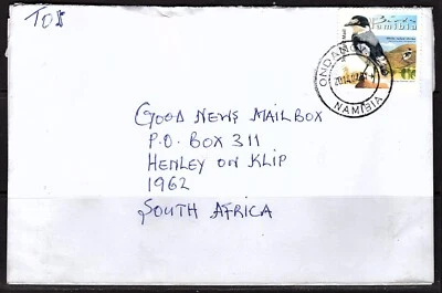 Cubierta Namibia Ondangwa 10 01.07.2014 Alcaudón cola blanca a Sudáfrica Foto 1 de 2