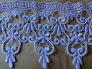 9 1/2 YDS LOVELY DANGLY WHITE BRIDAL RAYON VENISE LACE. - Picture 1 of 3