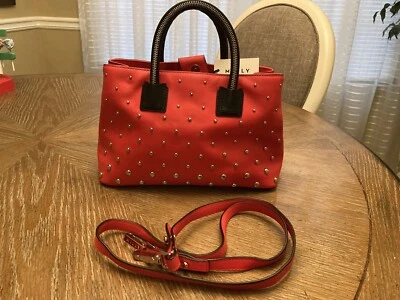 Nuevo bolso de mano Milly rojo de cuero con tachuelas con correa $385 venta al por menor ver fotos Foto 1 de 4