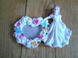 Pretty Sparkle Girl Picture Frame Magnet Flower Heart Small Looks Princessy - Picture 1 of 17