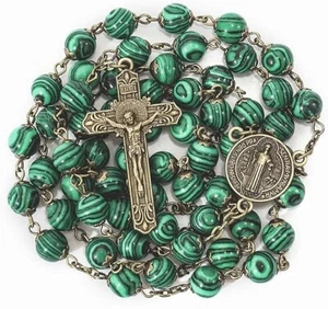 Collar de cuentas de rosario de piedra de malaquita natural Cruz y medalla de San Benito - Imagen 1 de 6