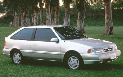 HYUNDAI EXCEL 1990-1994 2 PUERTAS ESCOTILLA PASAJERO IZQUIERDO CUARTO CRISTAL FQ4189GTN Foto 1 de 1