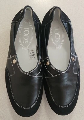 Mocasín de conducción Tod's negro de cuero y gamuza sin cordones NUEVO talla 34,5 Foto 1 de 4