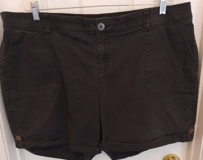 Шорты из спандекса женские Lane Bryant размер 20 черные с манжетами подол на пуговицах для пеших прогулок с высоким подъемом - Изображение 1 из 4