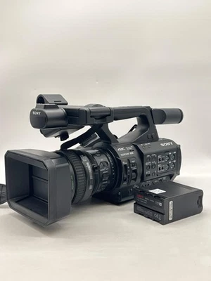 Sony PXW-Z280V 4K XDCAM Professional Camcorder w/2 Batteries - 237 Hours - Image 1 of 4