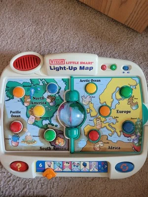 VTech Little Smart Light Up Map - Image 1 of 3