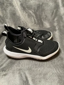 Kinder Nike Flex Runner Schuhe Größe 1,5Y - KOSTENLOSER VERSAND!!! - Bild 1 von 8