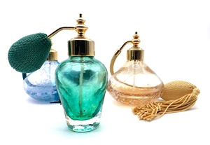 3 Art Glass Vintage Type Perfume Scent Bottles, Atomisers - Picture 1 of 21