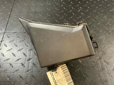 2006 - 2009 Subaru Legacy Engine Fuse Box 2.5L AT AWD (Engine Compartment) Foto 1 de 4