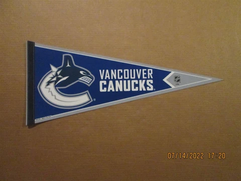 NHL Vancouver Canucks Vintage Circa 2000's Style #2 Team Logo Hockey Pennant Cover