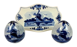 Vintage SET Delfts Cobalt Blue White Dutch WINDMILL Salt Pepper SHAKERS on TRAY - Picture 1 of 9