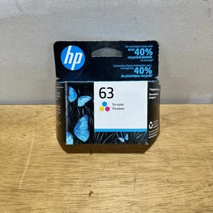 HP 63 Trójkolorowy wkład atramentowy Oryginalny OEM Nowy zapieczętowany Wygasły APR 2023 DeskJet En - Zdjęcie 1 z 3