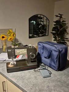 Toyota Super Jeans Nähmaschine, GRATIS TASCHE + SCHNELLER UK 🇬🇧 VERSAND! - Bild 1 von 9