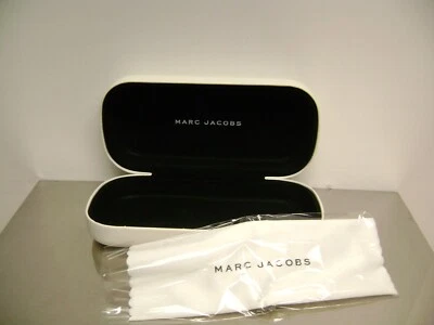 FUNDA RÍGIDA BLANCA PARA GAFAS DE SOL MARC JACOB Foto 1 de 4