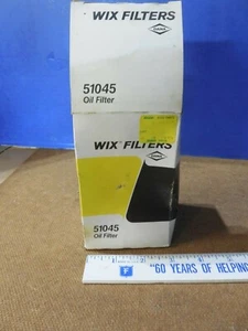 WIX Filters Engine 51045 Oil Filter - Picture 1 of 5