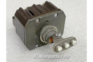 Interruptor de palanca de luz de aterrizaje de aviones Boeing 8906K33-3 - Imagen 1 de 2