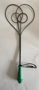 Vintage KLEEN E ZE Household Rug Carpet Beater Made in England Collectable - Picture 1 of 4