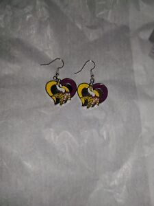 Minnesota Vikings Earrings - Heart Charm Earrings dangle