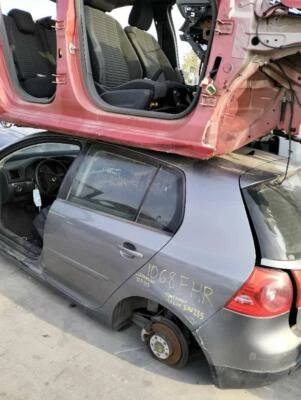 interior ceiling light for VOLKSWAGEN GOLF V (1K1)(2003- ) 1.9 TDI 2003 632167 - Image 1 of 4