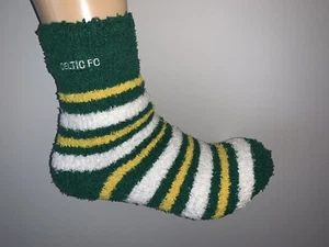 CELTIC FC SOCCER JERSEY WOMENS LOGO STRIPE HIGH ANKLE FUZZY SOCKS MED - Picture 1 of 2