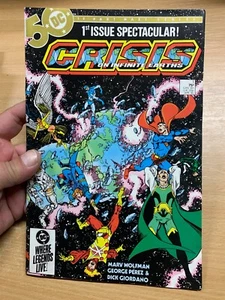 DC COMICS CRISIS ON INFINITE EARTHS #1 ABR 1985 ¡EN MUY BUEN ESTADO PRIMERA EDICIÓN! COMIC (LL) - Imagen 1 de 8