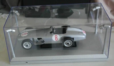 POLISTIL : MERCEDES BENZ RW 196 - ARGENTO - 1:16 + Teca con faretti LED - Immagine 1 di 4