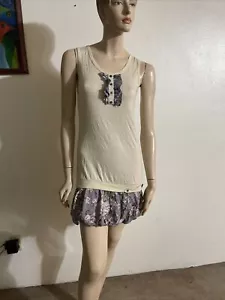 Beige Purple summer pool side floral ruffles Buttons Size M casual dress - Picture 1 of 4