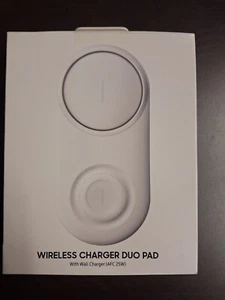 Samsung EP-P5200 Wireless Charger Duo Pad  - White NEW - Picture 1 of 2