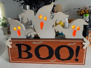 Halloween Deko Innen Holz schwarze Katze LED beleuchtet Tischschild NEU - Bild 1 von 2
