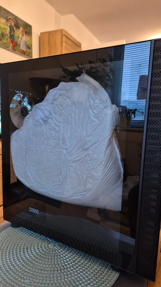 PC INTEL CORE I7-12700F, 16GB RAM, 1TB NVMe, GEFORCE RTX 4070 - Image 1 of 4