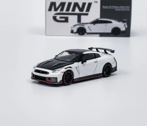 Nissan GT-R (35) 2024 - Mini GT 1:64 - Bild 1 von 4