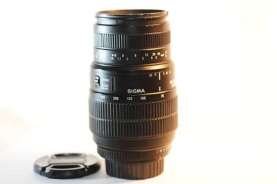 Sigma 70-300mm f/4-5.6 D macro FX lens for Nikon Aperture NOT working repair - Image 1 of 4