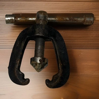 Vintage-Style 3"x3" Flaring Tool – Unmarked - Image 1 of 2