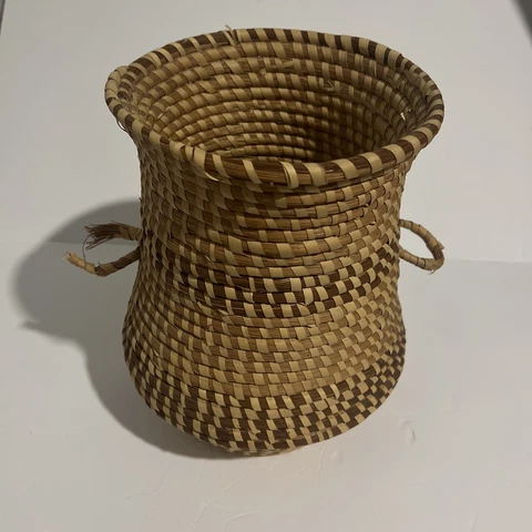 VINTAGE GULLAH SWEETGRASS PINE NEEDLE S. CAROLINA FOLK ART BASKET 12” x 8” Cover